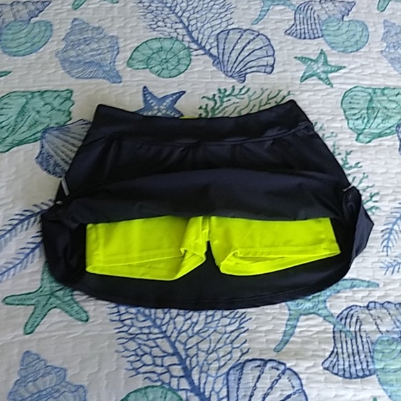 Champion Skort - Picture 2 of 5